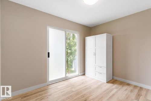 Bedroom 3 - 13908 57 Street, Edmonton, AB - Indoor Photo Showing Other Room