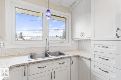 Quartz Countertops - 