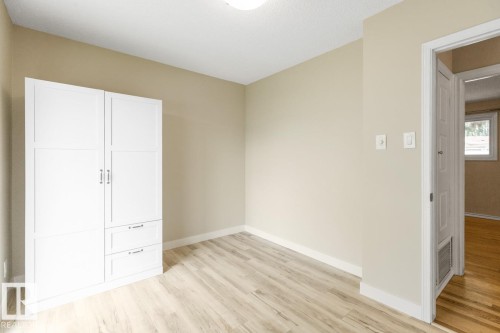 13908 57 Street, Edmonton, AB - Indoor Photo Showing Other Room