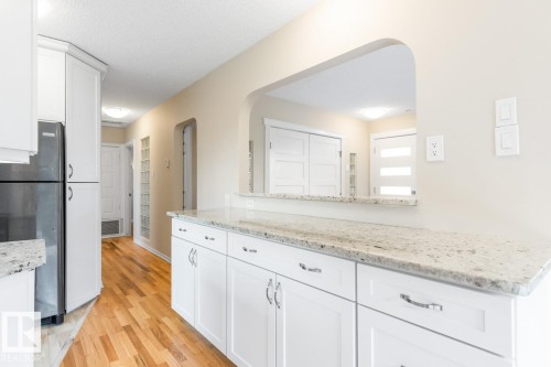 13908 57 Street, Edmonton, AB - Indoor Photo Showing Kitchen