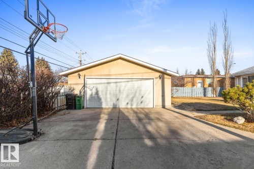 13908 57 Street, Edmonton, AB - Outdoor