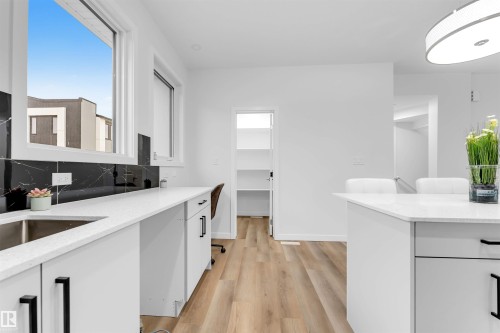 25 130 Element Drive, St. Albert, AB - Indoor Photo Showing Kitchen