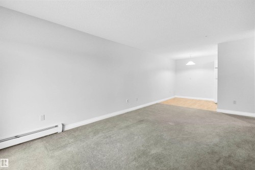 304 11446 40 Avenue, Edmonton, AB - Indoor Photo Showing Other Room