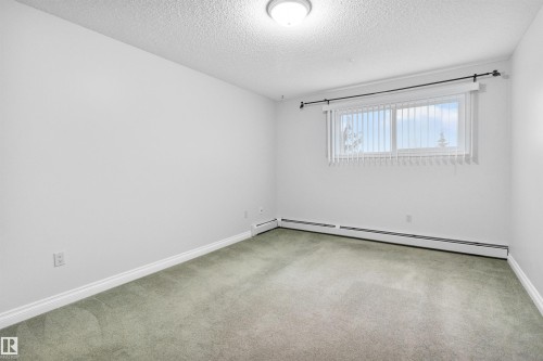 304 11446 40 Avenue, Edmonton, AB - Indoor Photo Showing Other Room