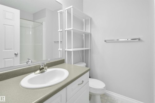 304 11446 40 Avenue, Edmonton, AB - Indoor Photo Showing Bathroom