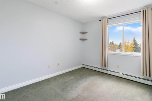 304 11446 40 Avenue, Edmonton, AB - Indoor Photo Showing Other Room