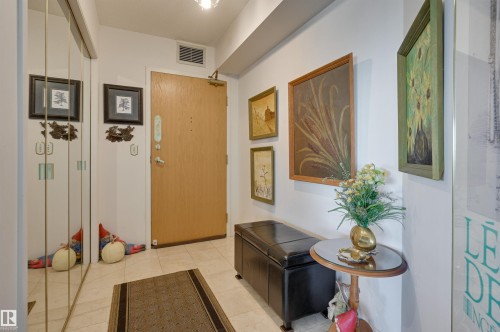 1401 12319 Jasper Avenue, Edmonton, AB - Indoor Photo Showing Other Room