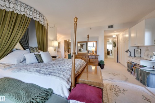 1401 12319 Jasper Avenue, Edmonton, AB - Indoor Photo Showing Bedroom