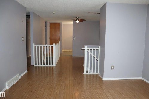 5207 55A St., Wetaskiwin, AB - Indoor Photo Showing Other Room