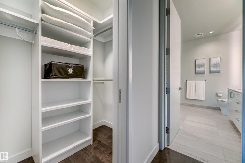 4501 10360 102 Street, Edmonton, AB - Indoor With Storage