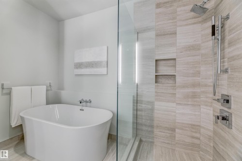 4501 10360 102 Street, Edmonton, AB - Indoor Photo Showing Bathroom