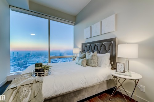 4501 10360 102 Street, Edmonton, AB - Indoor Photo Showing Bedroom