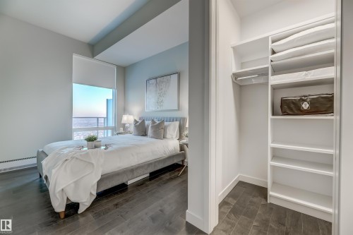 4501 10360 102 Street, Edmonton, AB - Indoor Photo Showing Bedroom