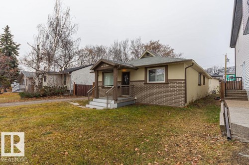 9738 152 Street, Edmonton, AB - Outdoor