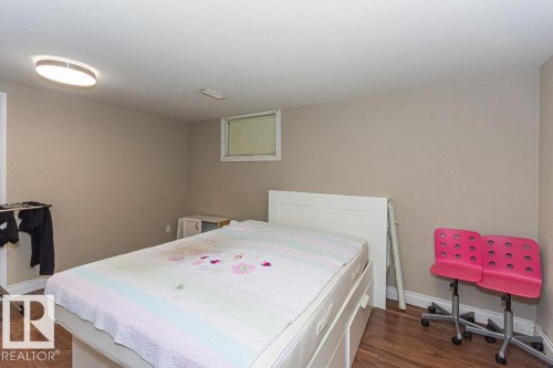 9738 152 Street, Edmonton, AB - Indoor Photo Showing Bedroom
