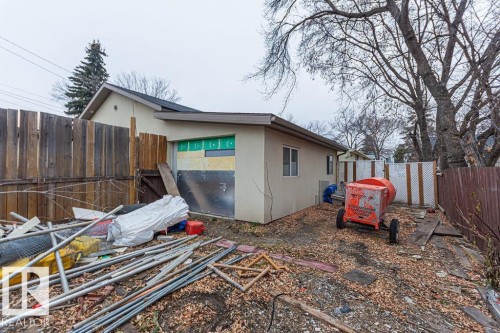 9738 152 Street, Edmonton, AB - Outdoor