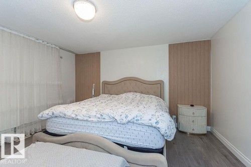 9738 152 Street, Edmonton, AB - Indoor Photo Showing Bedroom