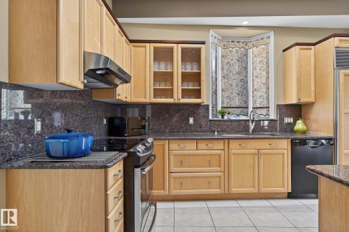 8835 159A Avenue, Edmonton, AB - Indoor Photo Showing Kitchen