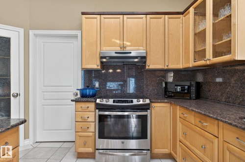 8835 159A Avenue, Edmonton, AB - Indoor Photo Showing Kitchen