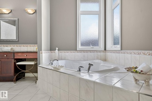 8835 159A Avenue, Edmonton, AB - Indoor Photo Showing Bathroom