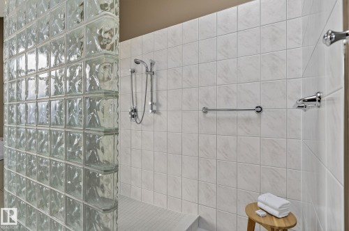 8835 159A Avenue, Edmonton, AB - Indoor Photo Showing Bathroom