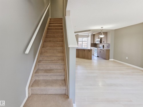 44 9151 Shaw Way, Edmonton, AB - Indoor Photo Showing Other Room