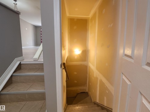 44 9151 Shaw Way, Edmonton, AB - Indoor Photo Showing Other Room