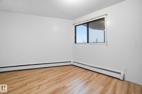 305 11040 82 Street, Edmonton, AB - Indoor Photo Showing Other Room
