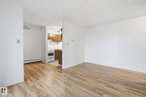 305 11040 82 Street, Edmonton, AB - Indoor