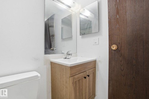 305 11040 82 Street, Edmonton, AB - Indoor Photo Showing Bathroom