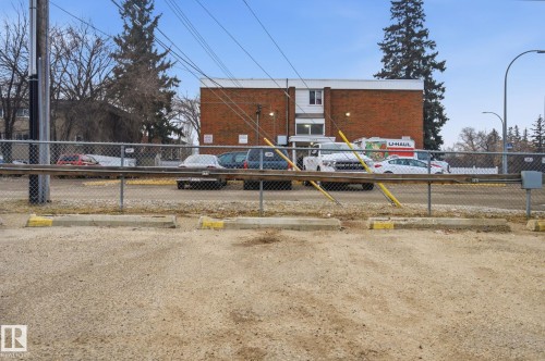 305 11040 82 Street, Edmonton, AB - Outdoor