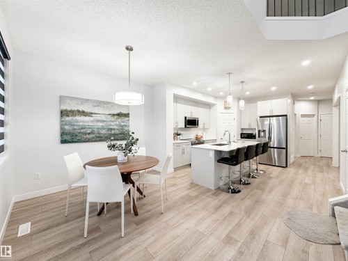 22614 99A Avenue, Edmonton, AB - Indoor