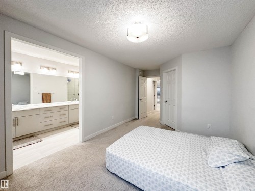 22614 99A Avenue, Edmonton, AB - Indoor Photo Showing Bedroom
