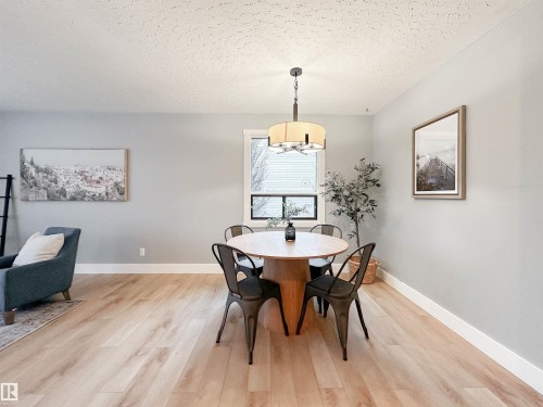 32 Gillian Crescent, St. Albert, AB - Indoor Photo Showing Dining Room