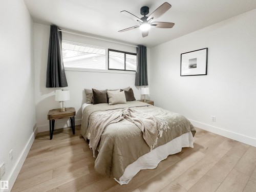 32 Gillian Crescent, St. Albert, AB - Indoor Photo Showing Bedroom