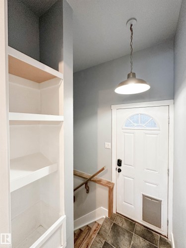 32 Gillian Crescent, St. Albert, AB - Indoor