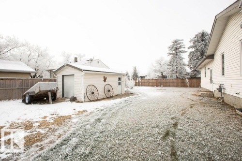 4707 50 Street, Clyde, AB - Outdoor With Exterior