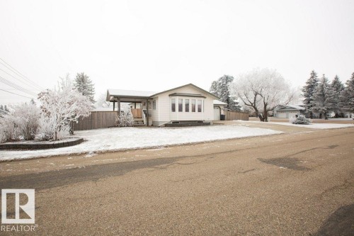 4707 50 Street, Clyde, AB - Outdoor