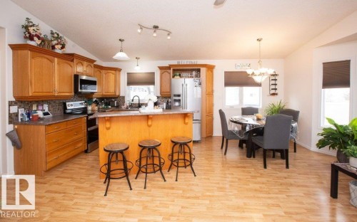 4707 50 Street, Clyde, AB - Indoor