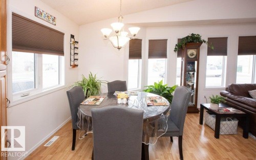 4707 50 Street, Clyde, AB - Indoor Photo Showing Dining Room