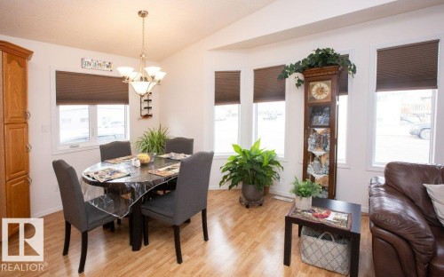 4707 50 Street, Clyde, AB - Indoor Photo Showing Dining Room