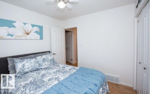 4707 50 Street, Clyde, AB - Indoor Photo Showing Bedroom