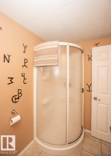 4707 50 Street, Clyde, AB - Indoor