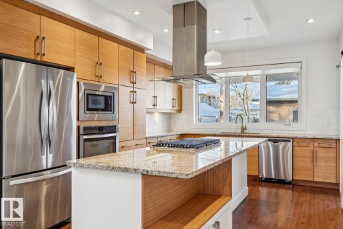 11042 131 Street, Edmonton, AB - Indoor Photo Showing Kitchen With Upgraded Kitchen