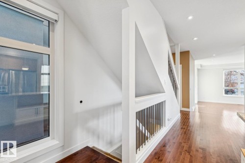 11042 131 Street, Edmonton, AB - Indoor Photo Showing Other Room