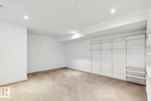 11042 131 Street, Edmonton, AB - Indoor