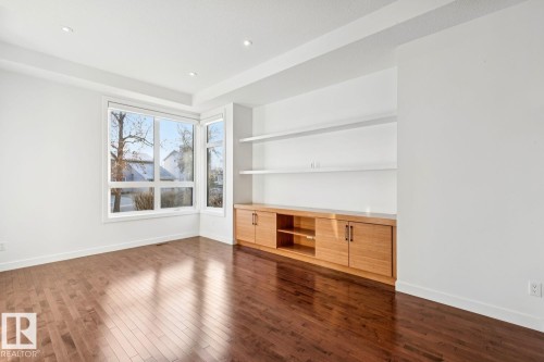 11042 131 Street, Edmonton, AB - Indoor Photo Showing Other Room