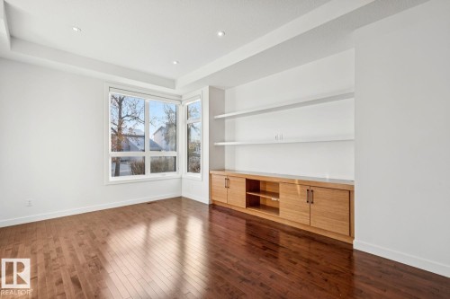 11042 131 Street, Edmonton, AB - Indoor Photo Showing Other Room