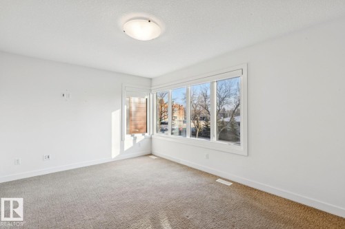 11042 131 Street, Edmonton, AB - Indoor Photo Showing Other Room