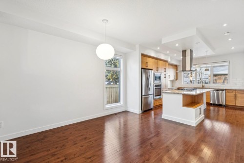 11042 131 Street, Edmonton, AB - Indoor Photo Showing Kitchen